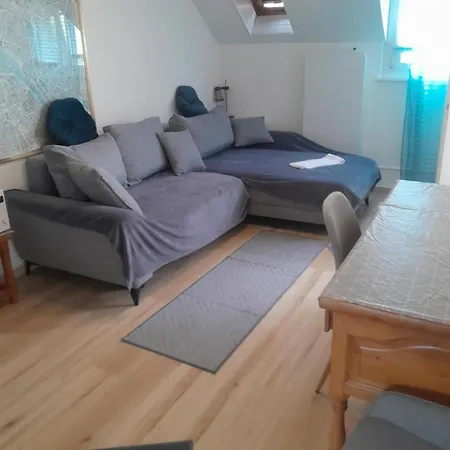 Lit Queen Size Et Balcon Accommodatie bij particulieren *